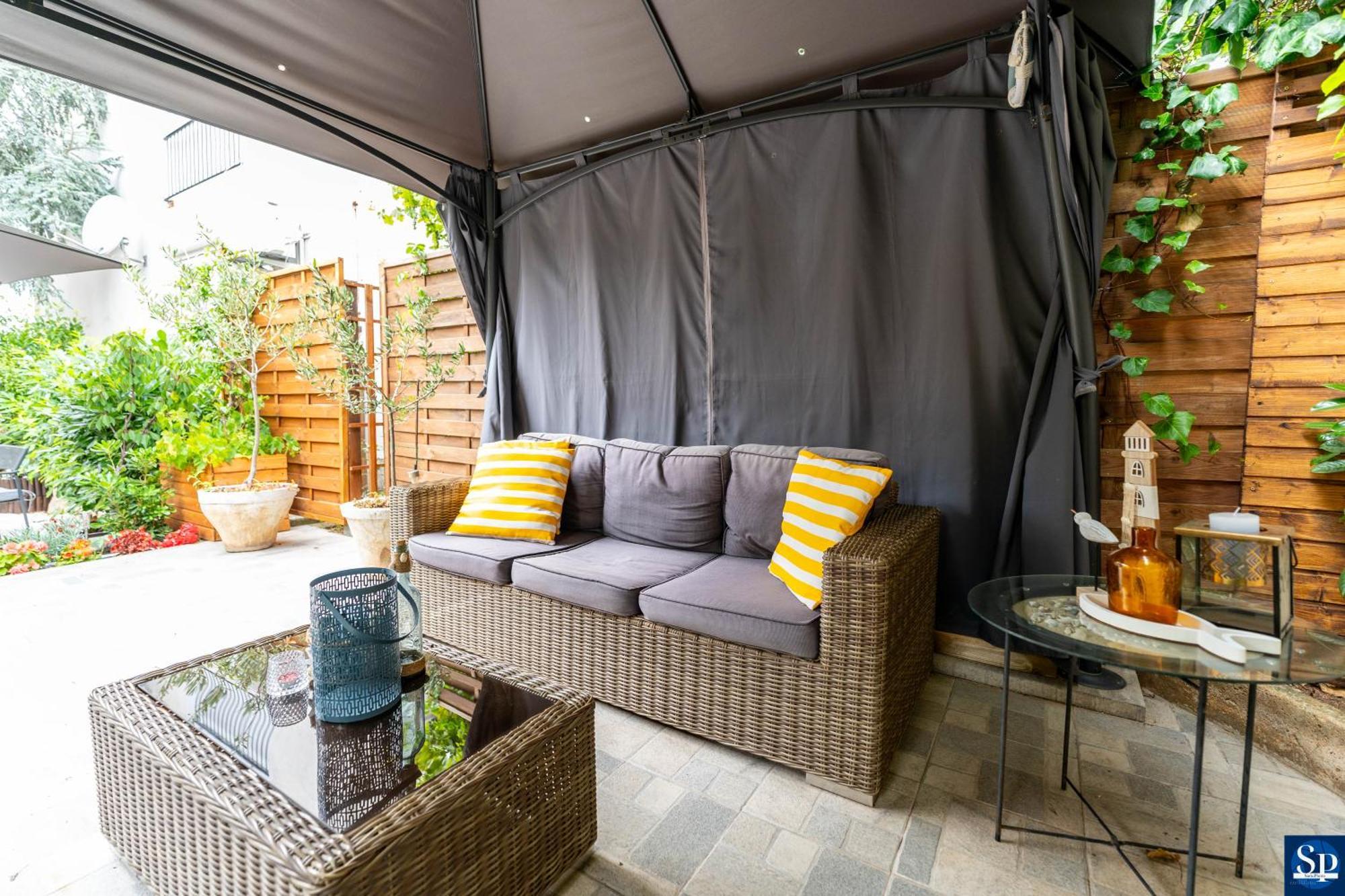 Colosseum Garden Studio Apartments Pula Exterior photo